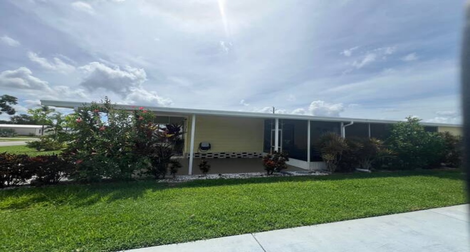 423 Skylark Dr, Sebring, Florida 33875, 2 Bedrooms Bedrooms, 7 Rooms Rooms,2 BathroomsBathrooms,Mobile/manufactured,For Sale,Skylark Dr,11290032