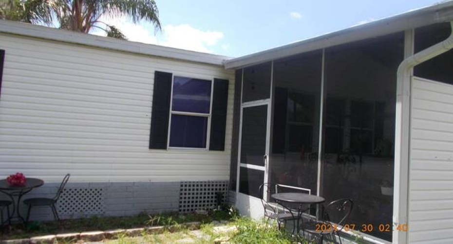 701 IROQUOIS TRL, Mulberry, Florida 33860, 5 Bedrooms Bedrooms, 12 Rooms Rooms,2 BathroomsBathrooms,Mobile/manufactured,For Sale,IROQUOIS TRL,11329025