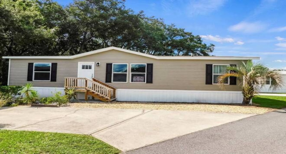 3710 Old Tampa Highway, Lakeland, Florida 33811, 3 Bedrooms Bedrooms, ,2 BathroomsBathrooms,Mobile/manufactured,For Sale,Old Tampa Highway,11334671