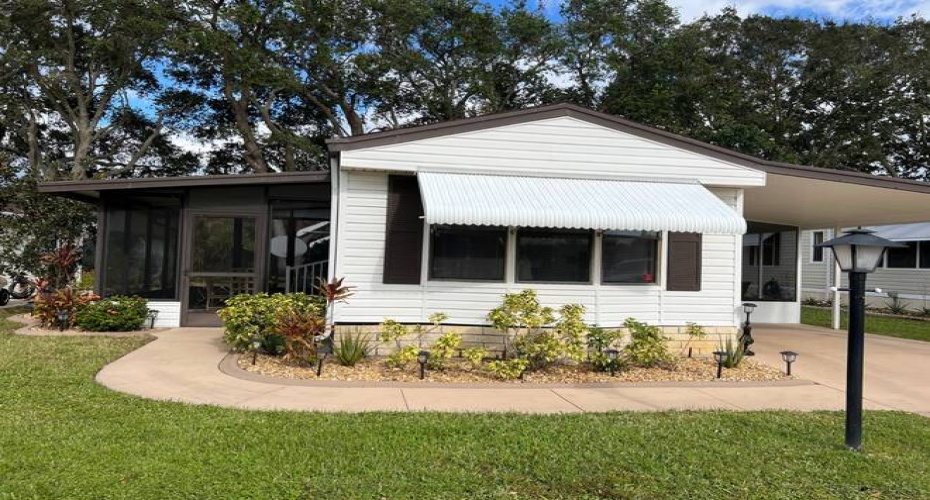 106 Town & Country Blvd, Sebring, Florida 33870, 2 Bedrooms Bedrooms, 6 Rooms Rooms,1 BathroomBathrooms,Mobile/manufactured,For Sale,Town & Country Blvd,11390551