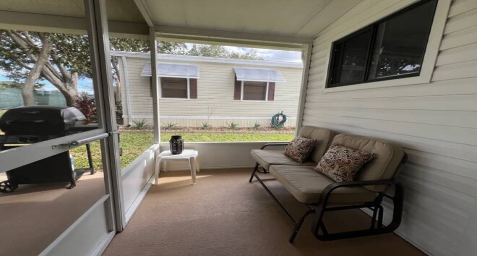 106 Town & Country Blvd, Sebring, Florida 33870, 2 Bedrooms Bedrooms, 6 Rooms Rooms,1 BathroomBathrooms,Mobile/manufactured,For Sale,Town & Country Blvd,11390551