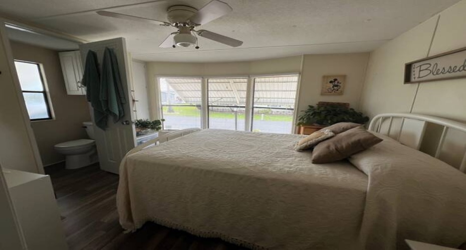 106 Town & Country Blvd, Sebring, Florida 33870, 2 Bedrooms Bedrooms, 6 Rooms Rooms,1 BathroomBathrooms,Mobile/manufactured,For Sale,Town & Country Blvd,11390551