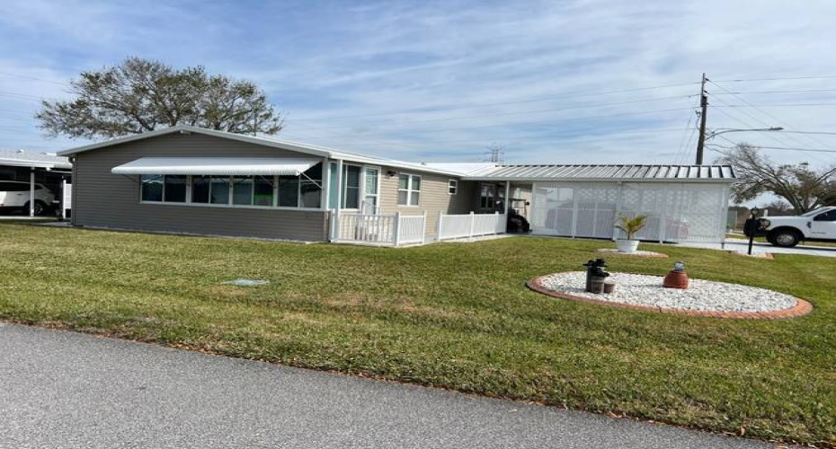 3694 Bill Sachenmaier Mem. Dr., Avon Park, Florida 33825, 3 Bedrooms Bedrooms, 9 Rooms Rooms,2 BathroomsBathrooms,Mobile/manufactured,For Sale,Bill Sachenmaier Mem. Dr.,11350764