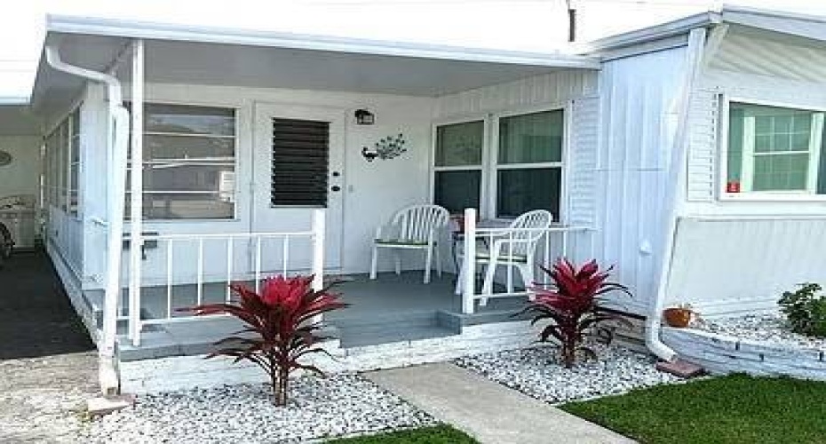 74 . Imperial Drive, Lakeland, Florida 33815, 1 Bedroom Bedrooms, 5 Rooms Rooms,1 BathroomBathrooms,Mobile/manufactured,For Sale,Imperial Drive,11410476