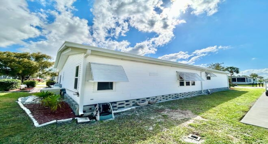 314 Skylark Dr., Sebring, Florida 33875, 2 Bedrooms Bedrooms, ,2 BathroomsBathrooms,Mobile/manufactured,For Sale,Skylark Dr.,11429460