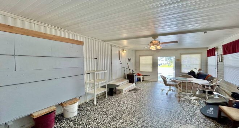 9004 Michigan Rd., Sebring, Florida 33870, 2 Bedrooms Bedrooms, ,2 BathroomsBathrooms,Mobile/manufactured,For Sale,Michigan Rd.,11433586