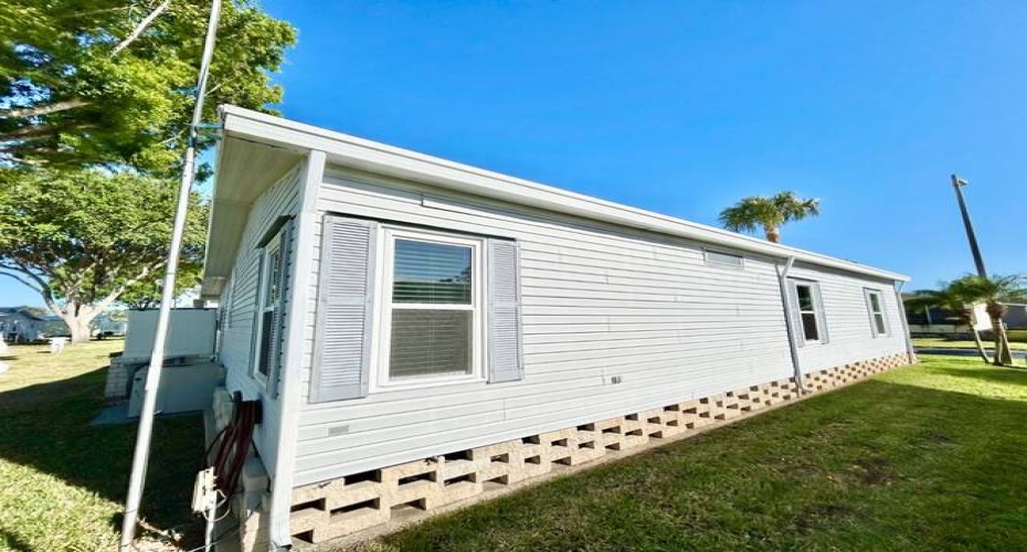 1114 Caine St, Sebring, Florida 33872, 2 Bedrooms Bedrooms, ,2 BathroomsBathrooms,Mobile/manufactured,For Sale,Caine St,11446680